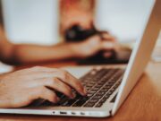 El 85 % dels espanyols valora l’estalvi de temps en comprar roba en línia